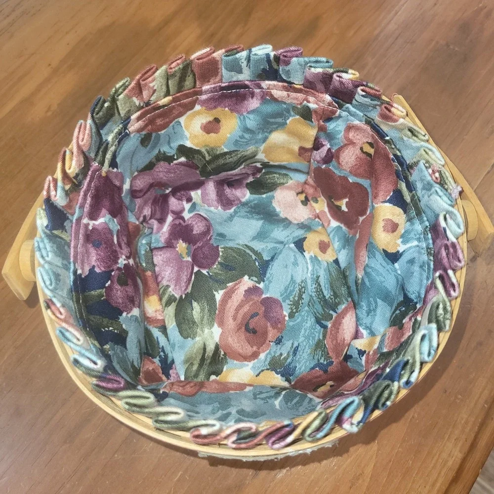 Longaberger 1995 Perfect Attendance Basket‎